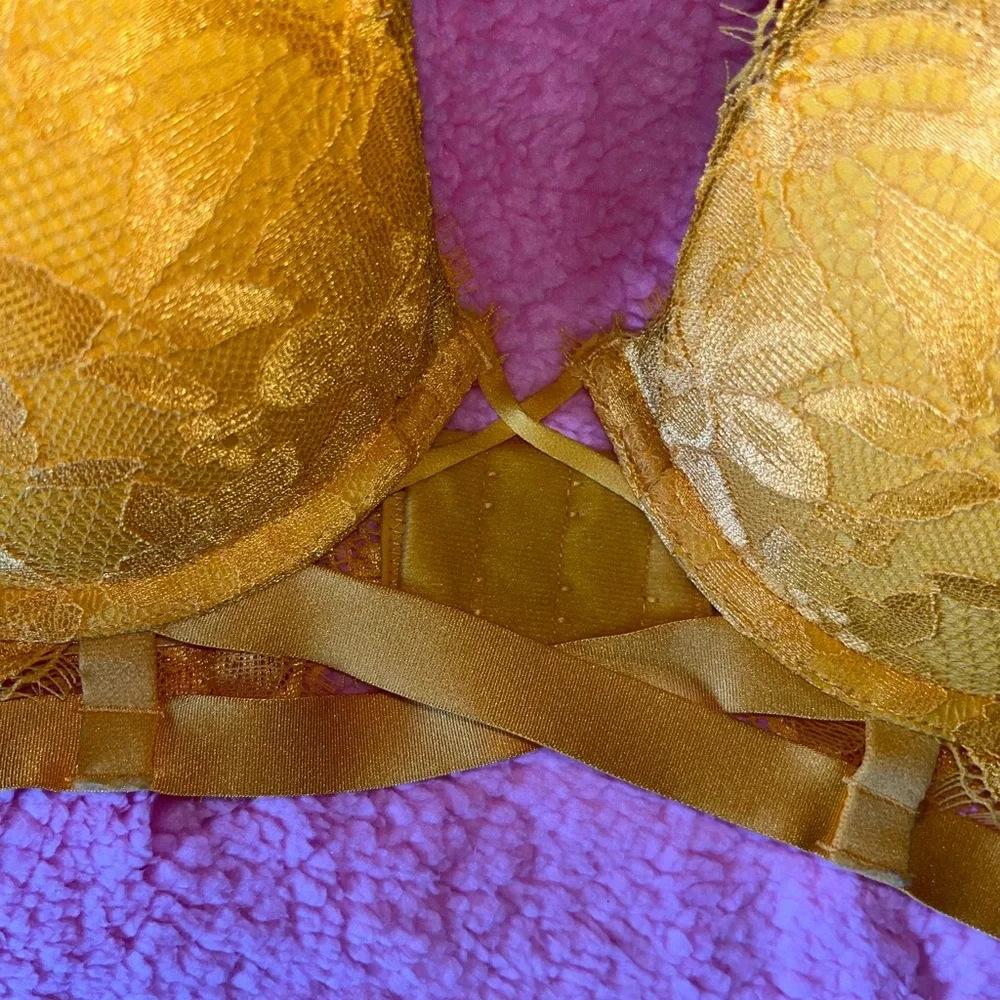 2 for $40 La Senza Beyond Sexy Bra - Picture 4 of 9